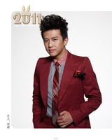 组图：华谊打造百人台历 六虎将来势凶猛遍地开花