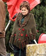 组图：苏珊大妈穿越扮相现身片场 将亮相大银幕