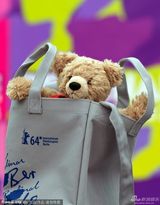 组图：柏林电影节发布会 主席科斯里克现身