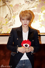 组图：独家对话金在中 想象粉丝是恋人写情歌