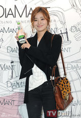 组图：韩星李天熙河正宇等亮相品牌活动