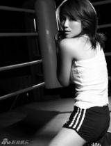 幻灯：曹曦文诠释美艳拳击 展暴力美学极致诱惑 