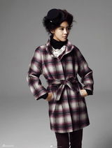 高清组图：河智苑冬装画报 渔网发饰突显个性