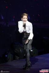 组图：极乐演唱会陶喆萧亚轩上阵掀火热气氛