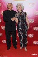 组图：无线2011台庆揭幕 众花旦盛装亮相拼美艳