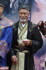 组图：《仙侠剑》全武行抵严寒 拒绝雷人造型