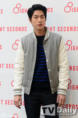 组图：T-ara孝敏孙丹菲等助阵潮牌开业礼