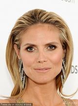 组图：奥斯卡艾滋基金派对海蒂-克鲁姆真空爆乳