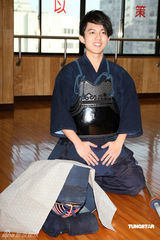 高清图：林宥嘉受柯南影响学习剑道 重温儿时记忆