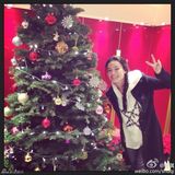 组图：众星欢乐庆圣诞 Angela可爱林志玲性感