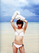 组图：后藤真希夏日海边写真 清凉泳装大秀性感