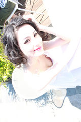 组图：蓝燕登《INSTYLE》封面扮梦露玩性感