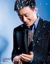 组图：佟大为圣诞写真出炉  谱写父与女浓情乐章