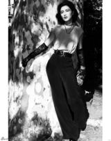 组图：陈燃《时尚芭莎》演绎时尚三城记