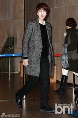 组图：银赫圭贤等出席音乐剧《Ghost》试演会