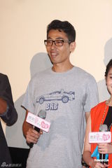 组图：杨谨华为戏扮丑 王阳明不敢称帅