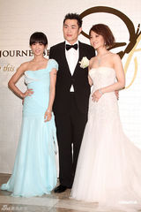 高清组图：蔡依林担任美丽伴娘 参加姐姐婚礼