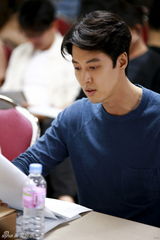 高清组图：尹恩惠李东健郑容和新剧台词排练