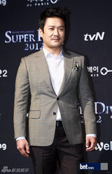 组图：仁顺伊等出席主妇选秀节目发布会