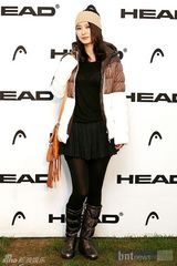 组图：韩星朴有焕曹安等出席时装秀 