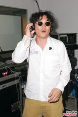 组图：陈奕迅杨千嬅等好友齐聚音乐会彩排