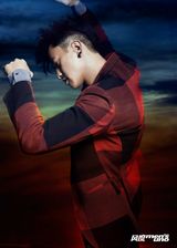 组图：何润东摩登天空写真 尽显优雅男士风范