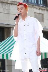 组图：苏打绿致交通瘫痪 青峰欲再染发