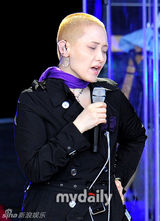 组图：李素罗现身《我是歌手》澳大利亚演出彩排