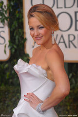 高清组图：凯特-哈德森几何图案礼服娇俏可人