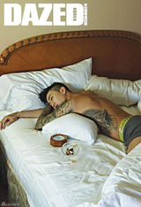 高清组图：朴宰范拍坏男人写真 半裸秀夸张纹身