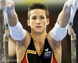 组图：德国体操帅哥英俊脸庞迷倒女粉丝