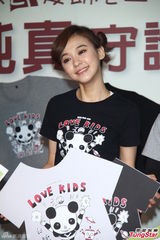 组图：陈意涵自曝感情空窗 称十分喜爱小孩