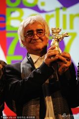 组图：柏林电影节闭幕 《孩童姿势》获金熊奖