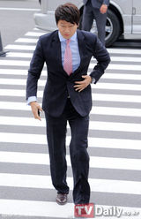 组图：全智贤举行婚礼 大牌明星一一到场送祝福