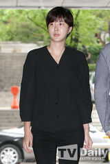 组图：韩星张美仁爱憔悴出席涉药案第7次庭审