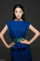 组图：钱璇时尚大片 优雅恬静吸尽目光