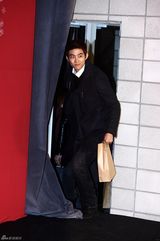 高清组图：韩片《巨塔》VIP首映举行群星捧场