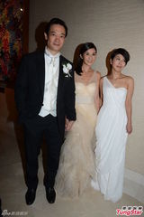 组图：杨采妮大婚 梁咏琪李心洁携夫出席