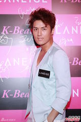 组图：宋慧乔出席派对温婉动人 获吴克群大赞