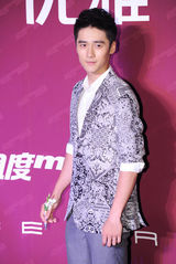 组图：秦岚韩庚等众星风度红毯秀 邓超身材微瘦