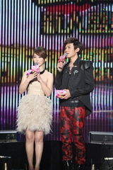 幻灯：新人盛典曾轶可大热 张震岳大张伟扮新人抢奖