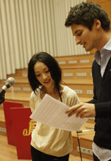 幻灯：周迅香奈儿盛典与德普爱妻竞艳 展国际风范