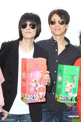 组图：陶喆与萧敬腾共游花博 自曝不排斥今年结婚