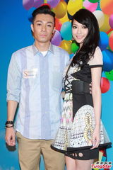 组图：吴千语否认婚讯 周柏豪为个唱苦练腹肌