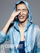 幻灯图：黄立行舒适大片 慢酷型男温和姿态