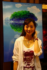 幻灯：韩雪为动画片《梦回金沙城》献唱主题曲