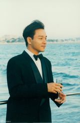 策划：继续宠爱张国荣11周年 光影瞬间定格