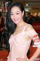 前亚姐亮相落座各自走光 罗霖公款遭亏空(图)