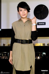 组图：刘若英婚后首度回台代言 避谈婚礼生子计划