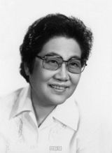 组图：回顾著名表演艺术家张瑞芳的一生